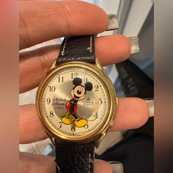 Vintage Lorus Quartz Disney Mickey Melody Alarm Watch - Gold Tone - Picture 16 of 16